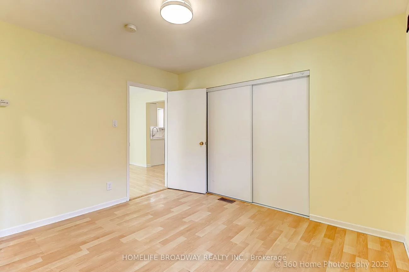 305, Andrew, Central Newmarket, Newmarket