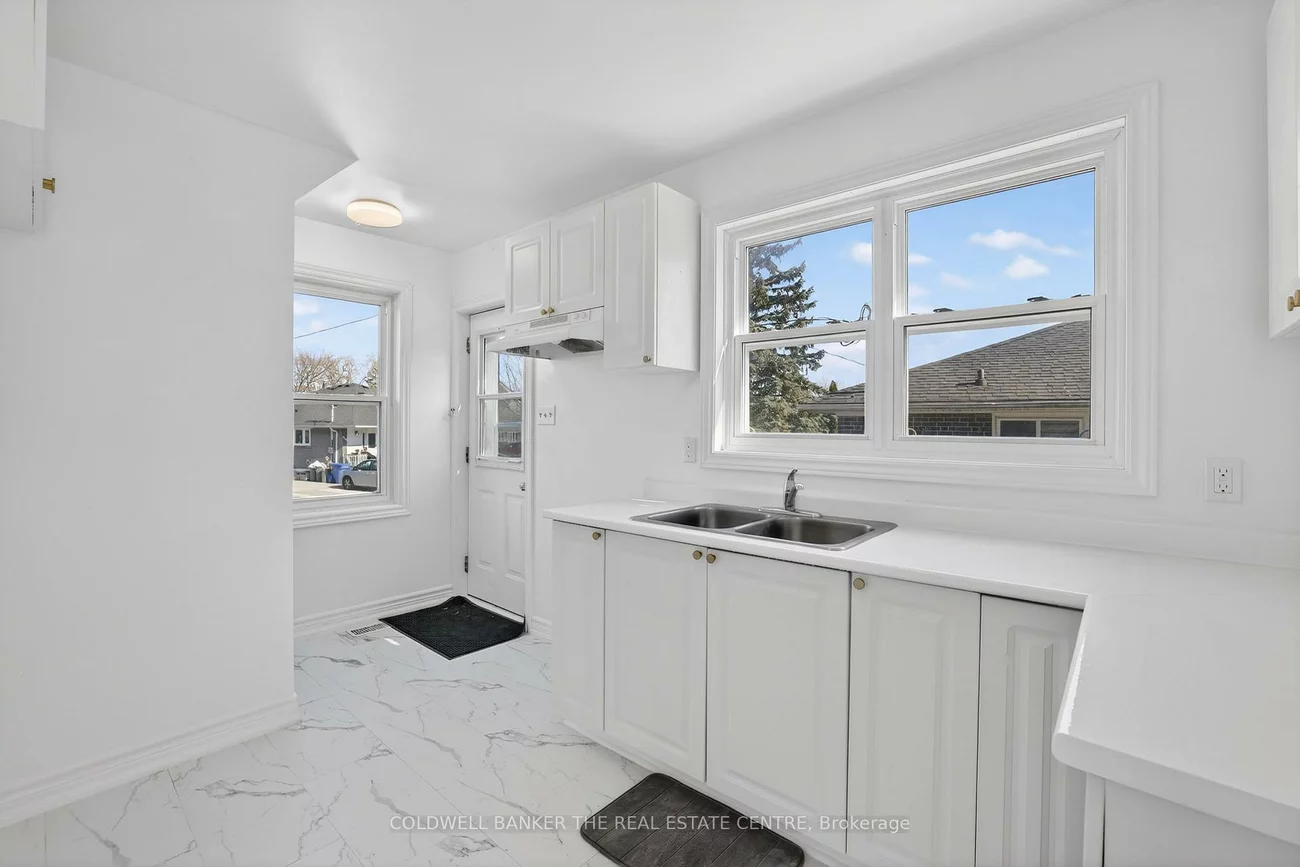 226, Septonne, Bristol-London, Newmarket