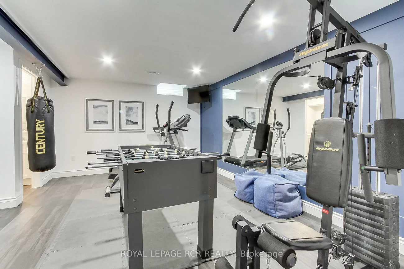 646, Brooker, Stonehaven-Wyndham, Newmarket