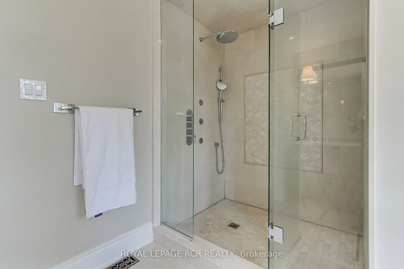 646, Brooker, Stonehaven-Wyndham, Newmarket