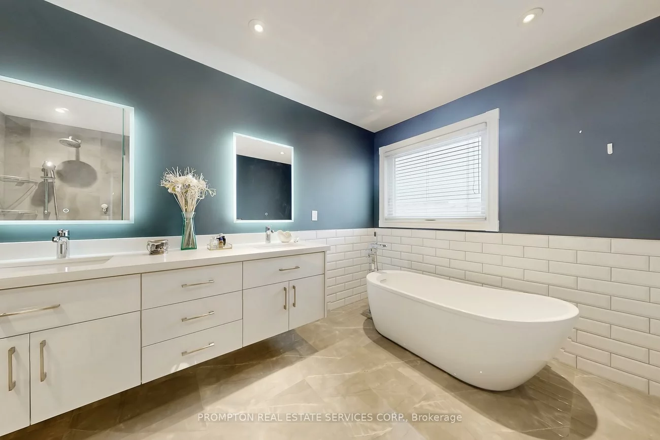 393, Marble, Woodland Hill, Newmarket