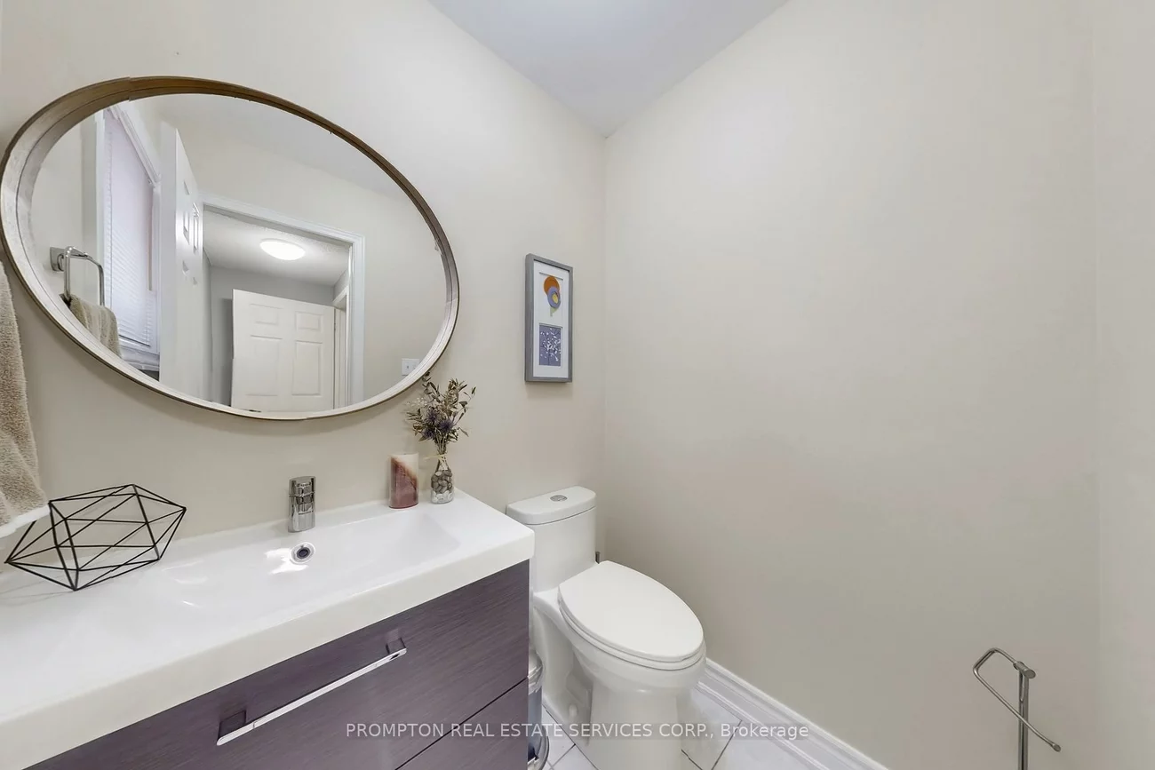 393, Marble, Woodland Hill, Newmarket