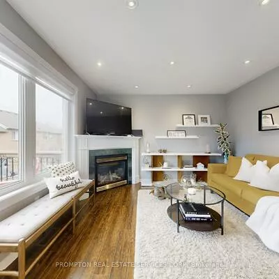 393, Marble, Woodland Hill, Newmarket