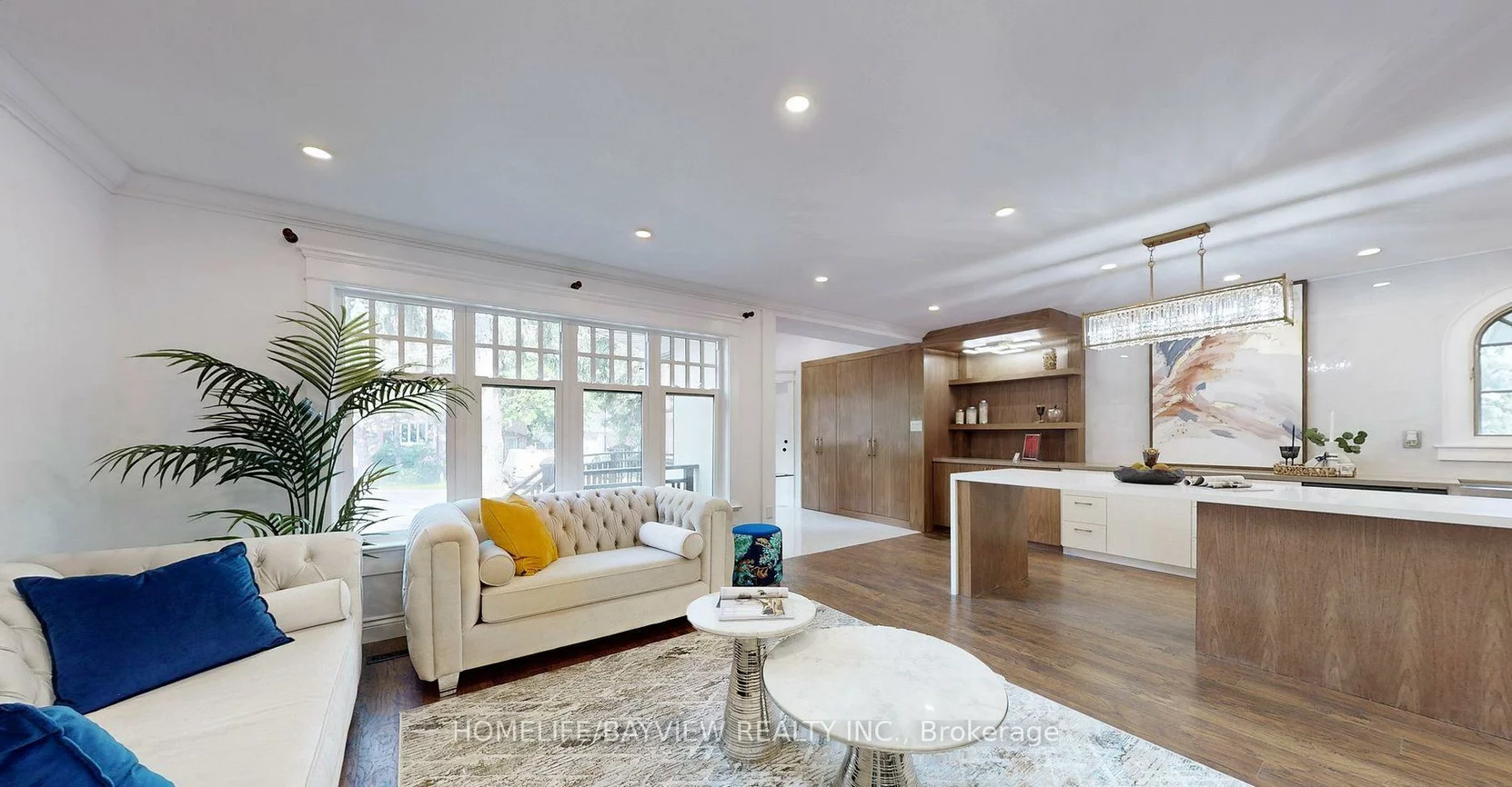 60, Hillview, Bristol-London, Newmarket