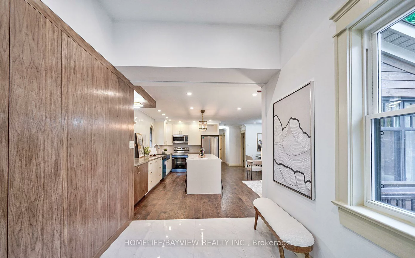 60, Hillview, Bristol-London, Newmarket