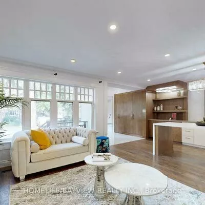 60, Hillview, Bristol-London, Newmarket