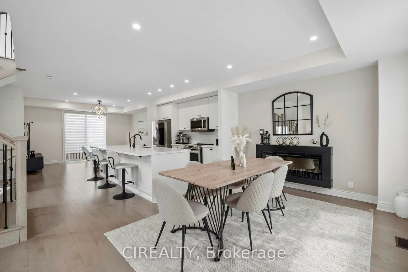 325, Laplante, Summerhill Estates, Newmarket