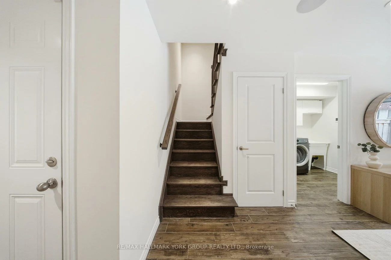 104, Gordon, Gorham-College Manor, Newmarket