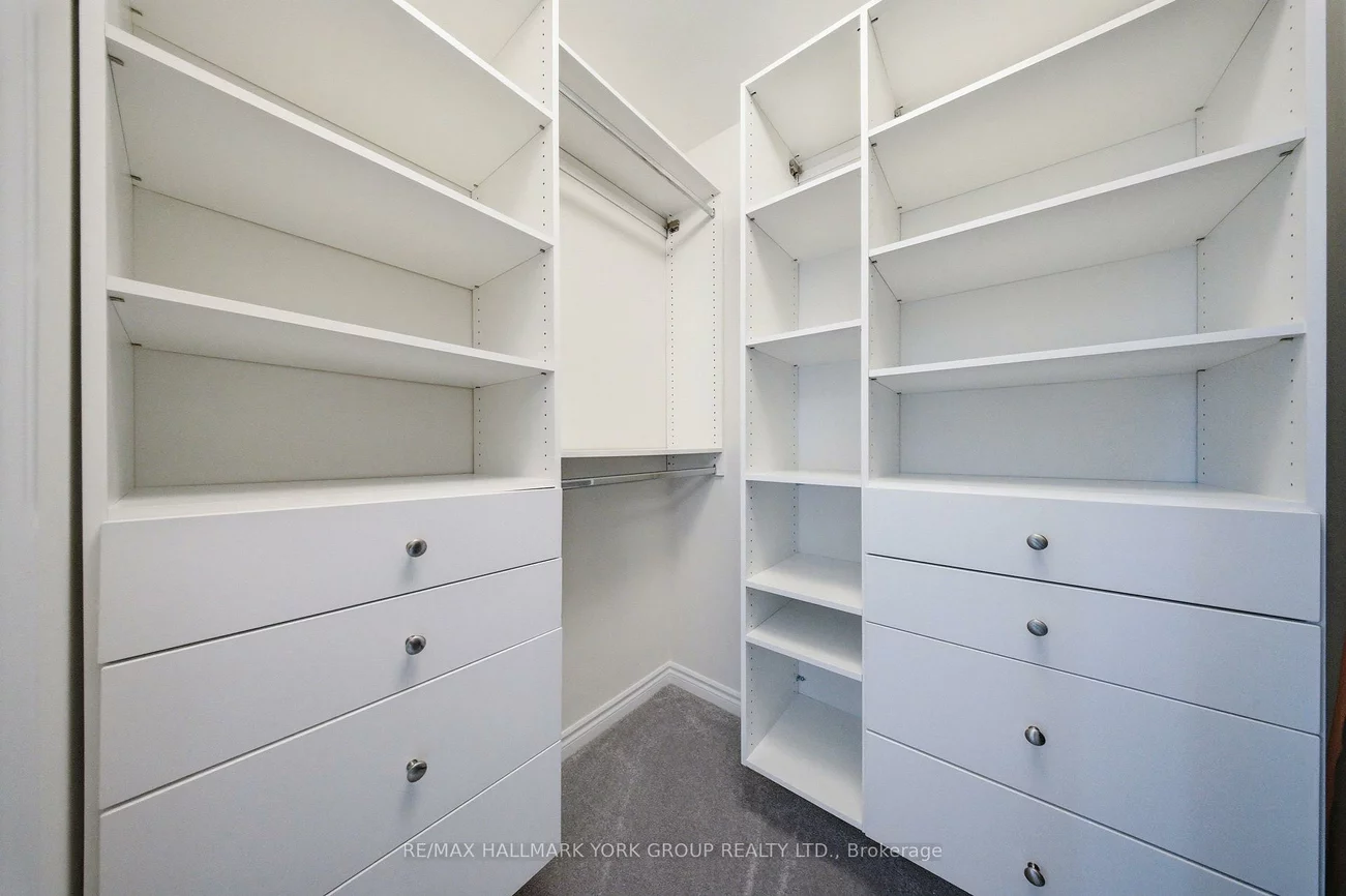 104, Gordon, Gorham-College Manor, Newmarket