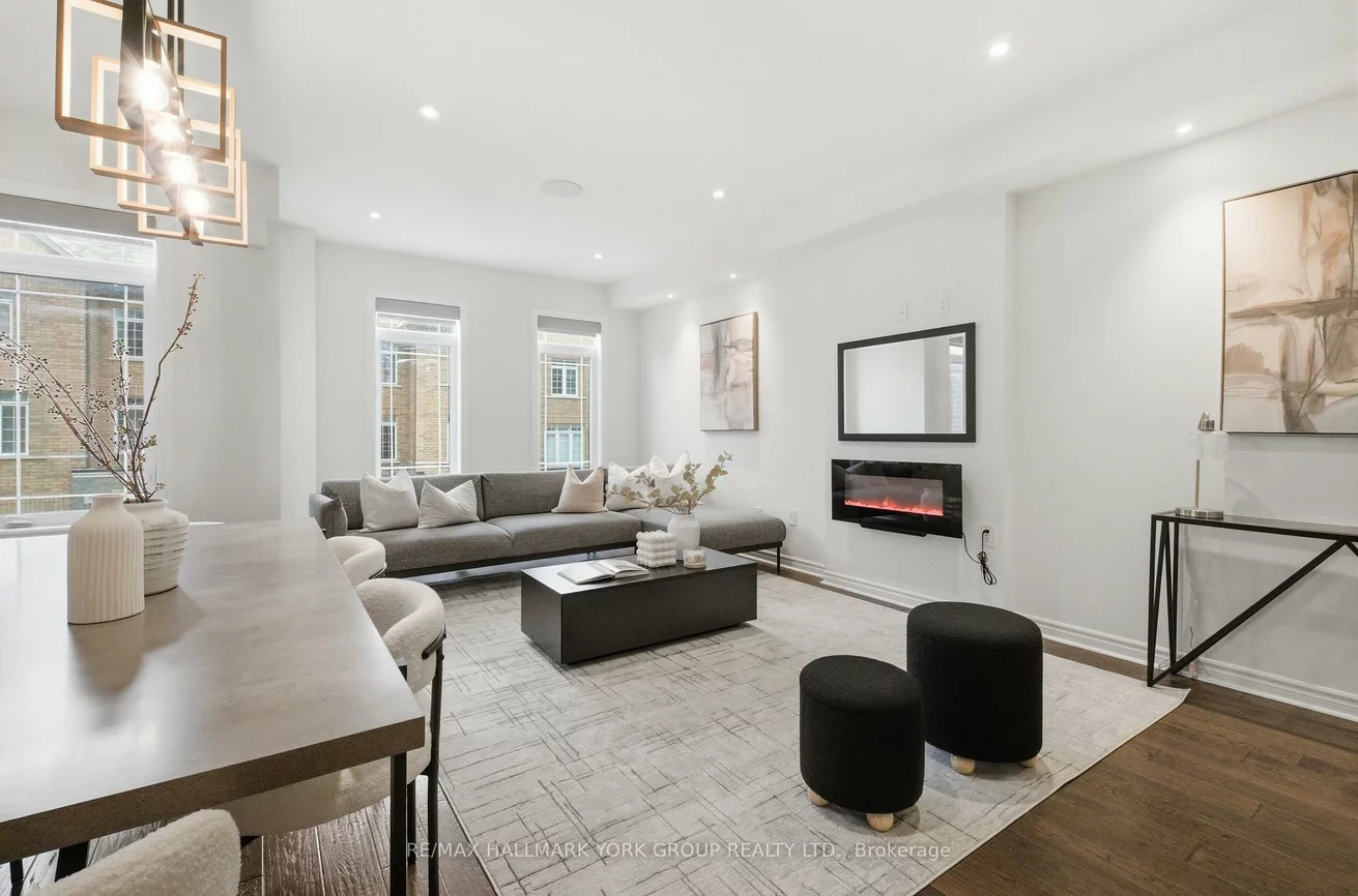 104, Gordon, Gorham-College Manor, Newmarket