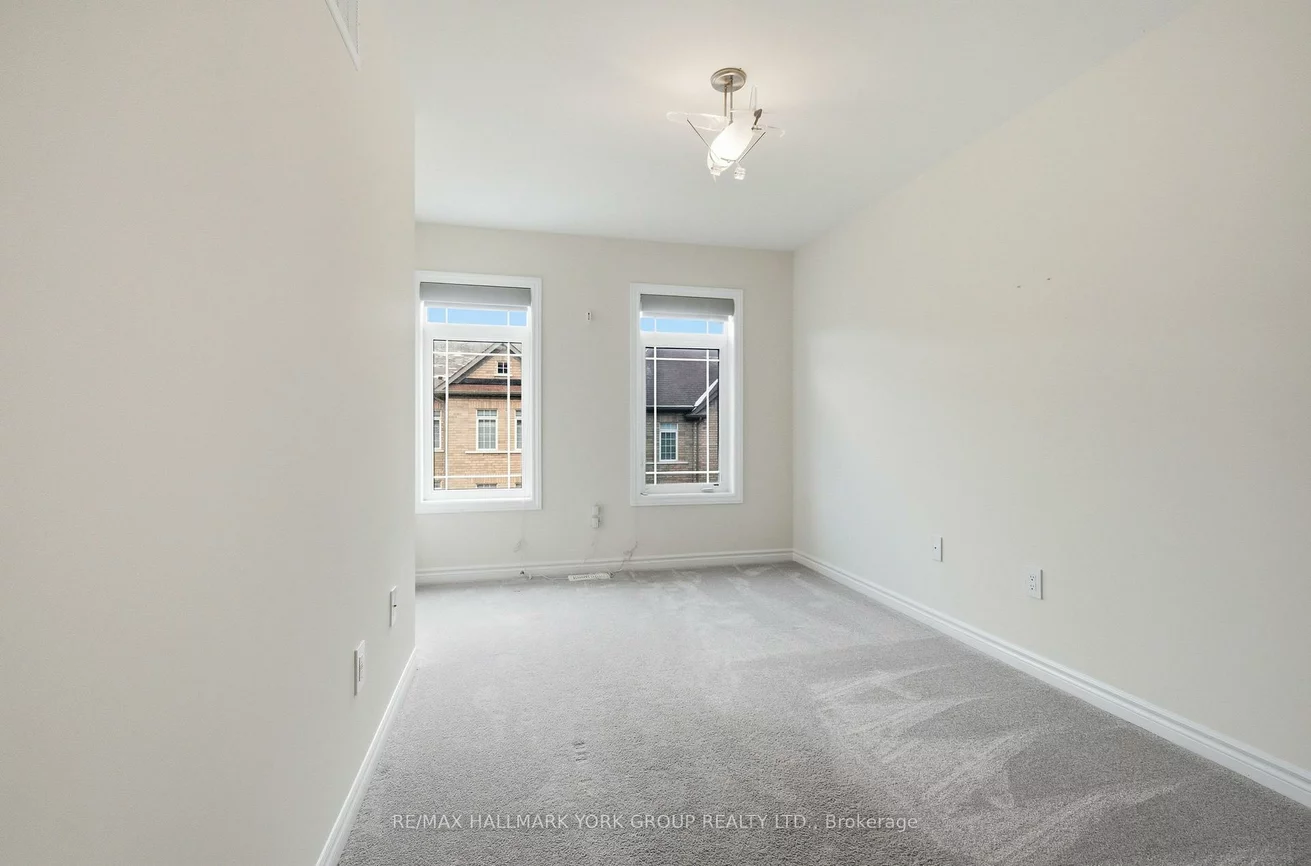 104, Gordon, Gorham-College Manor, Newmarket