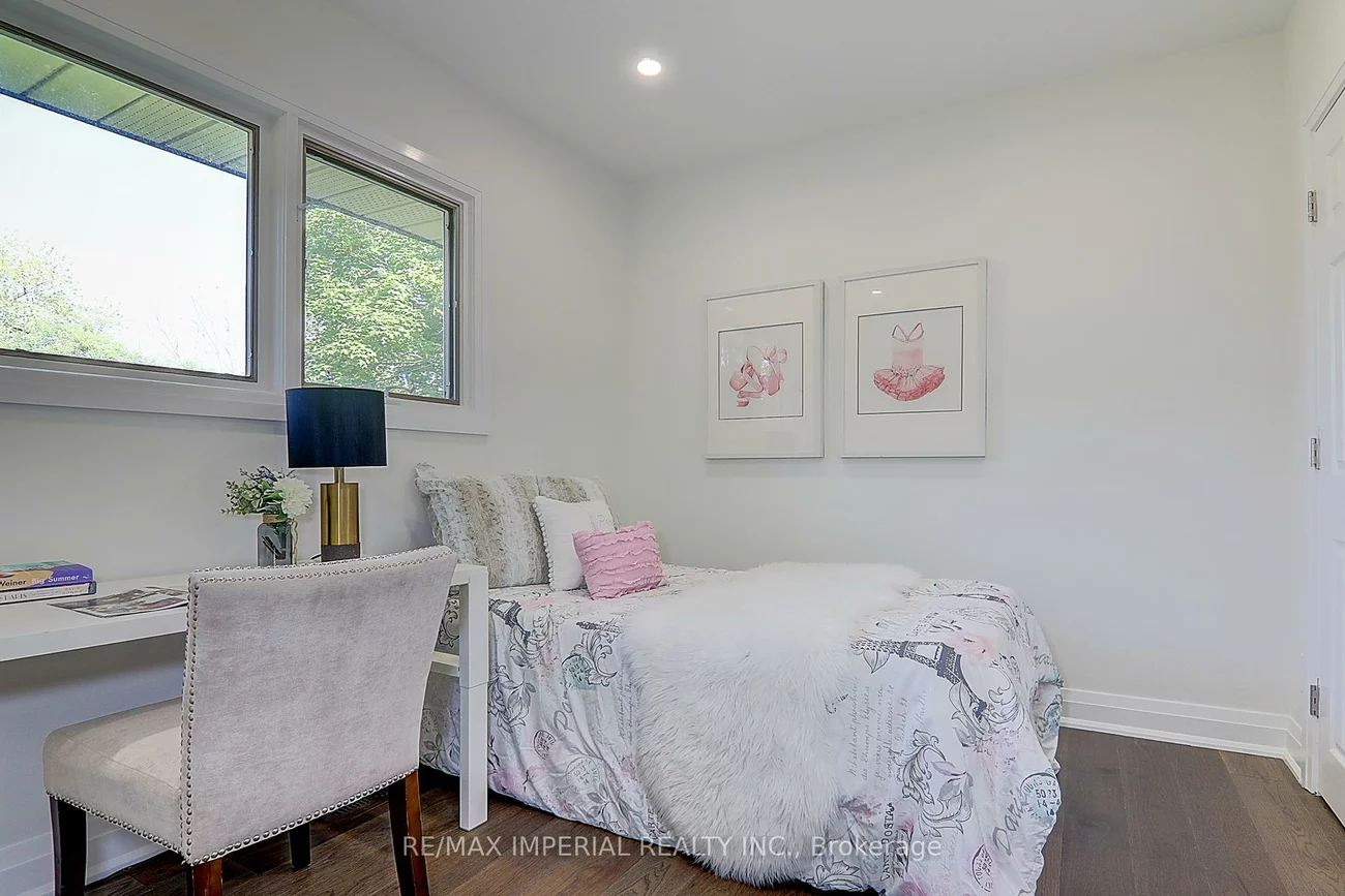 98, Belfry, Huron Heights-Leslie Valley, Newmarket