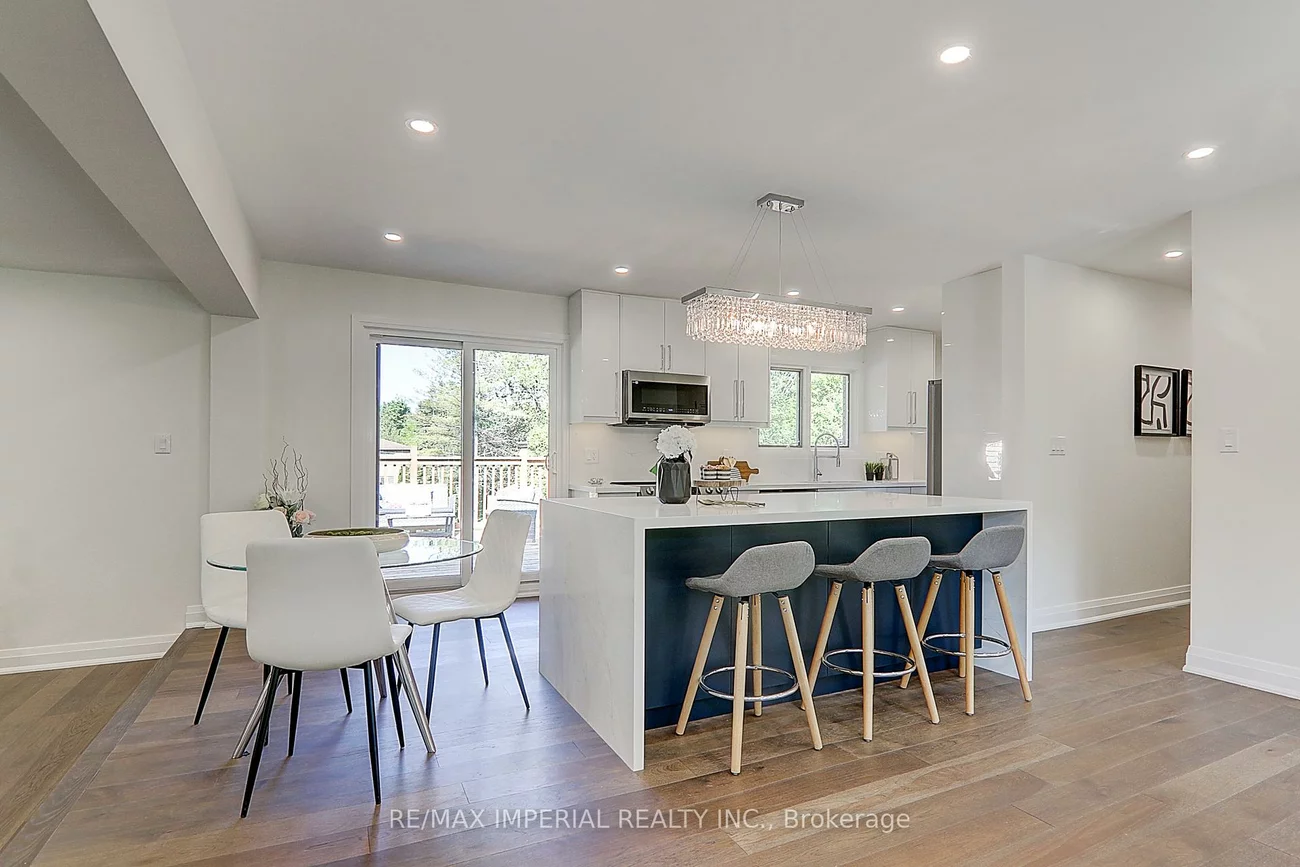 98, Belfry, Huron Heights-Leslie Valley, Newmarket