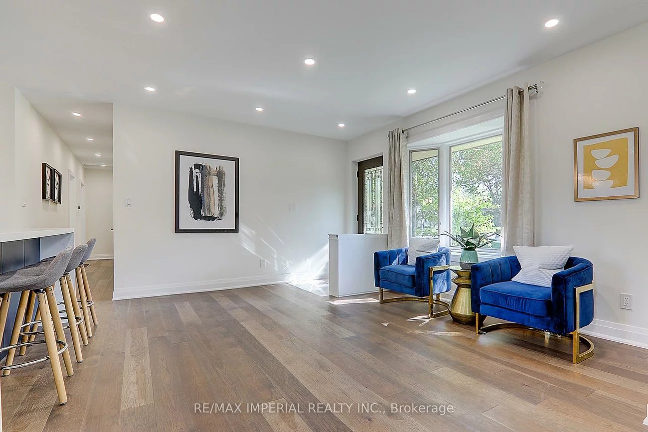 98, Belfry, Huron Heights-Leslie Valley, Newmarket