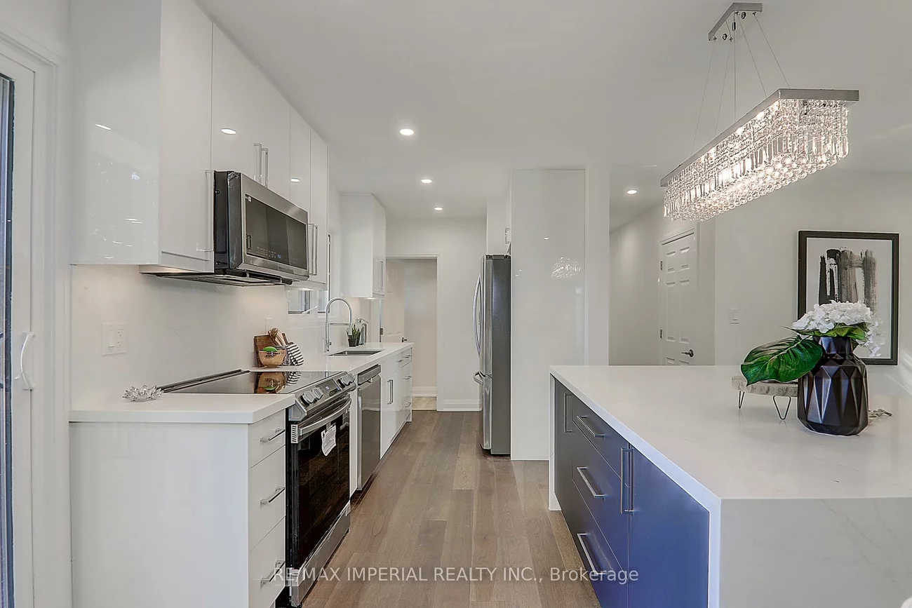 98, Belfry, Huron Heights-Leslie Valley, Newmarket