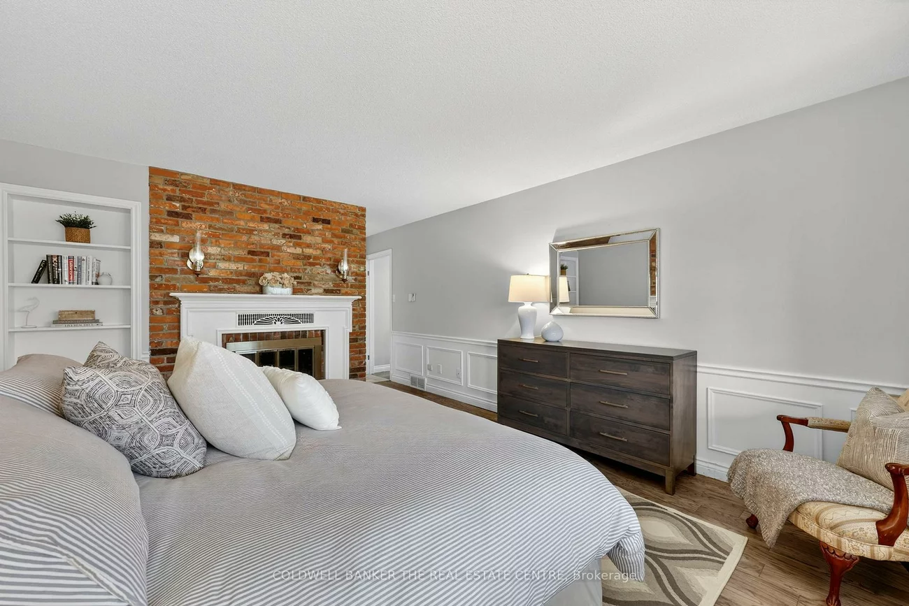 172, Millard, Central Newmarket, Newmarket