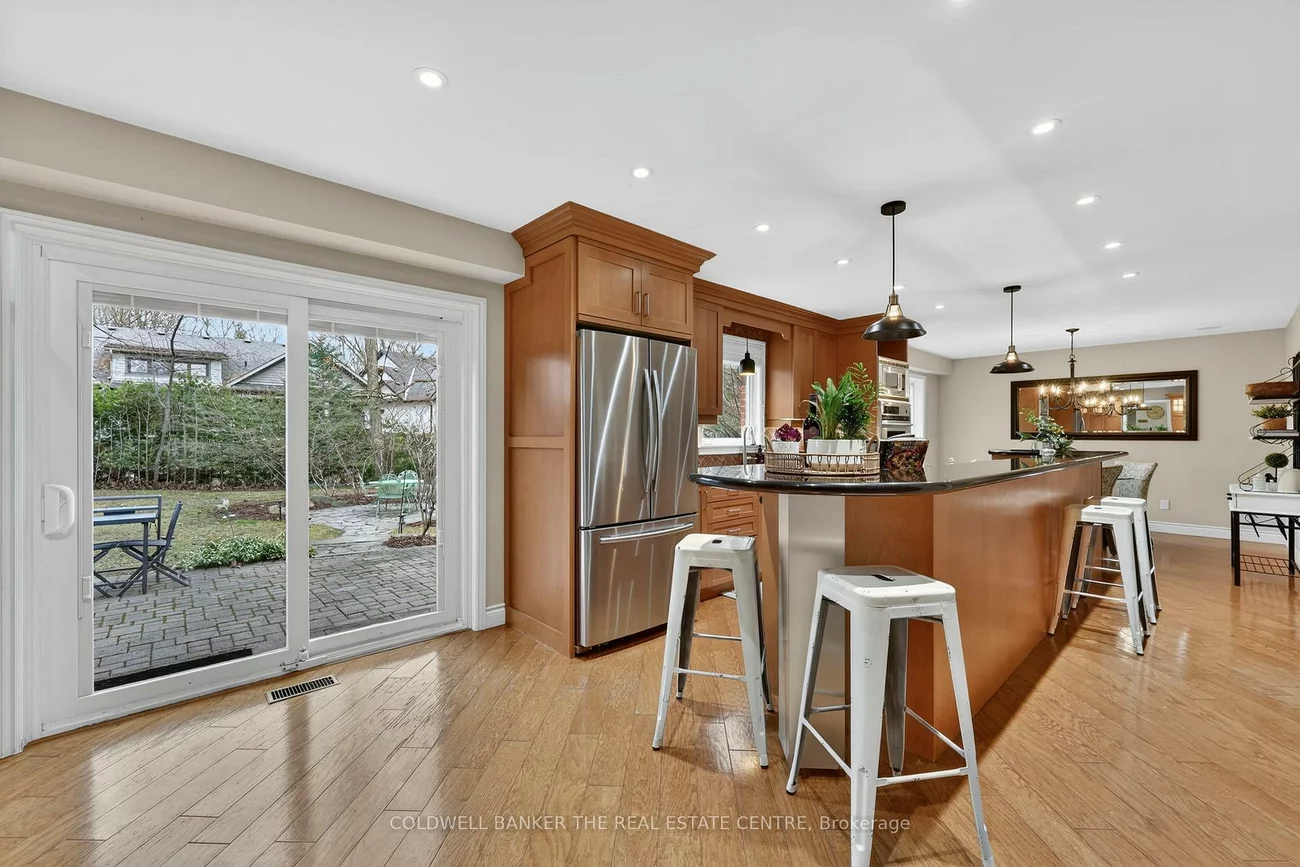 172, Millard, Central Newmarket, Newmarket