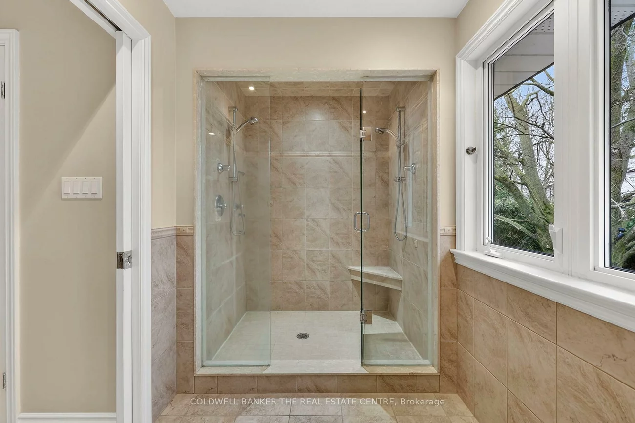 172, Millard, Central Newmarket, Newmarket