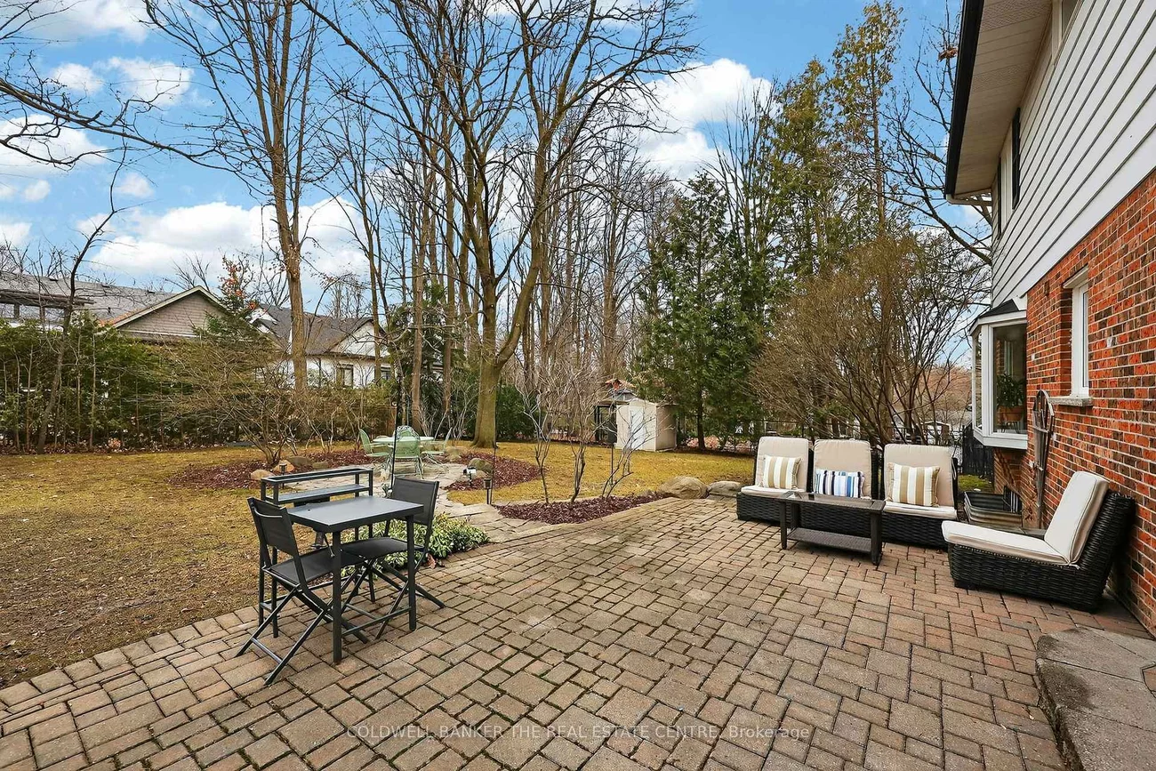 172, Millard, Central Newmarket, Newmarket