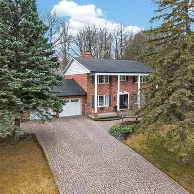 172, Millard, Central Newmarket, Newmarket
