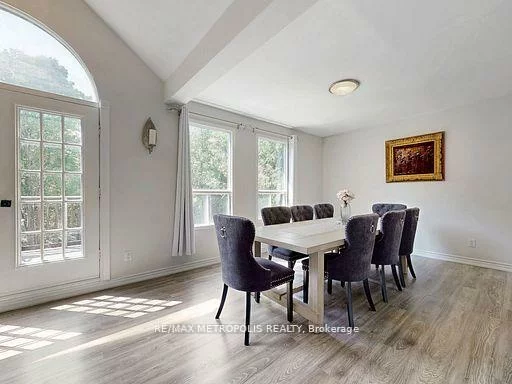 1000, Elgin, Huron Heights-Leslie Valley, Newmarket