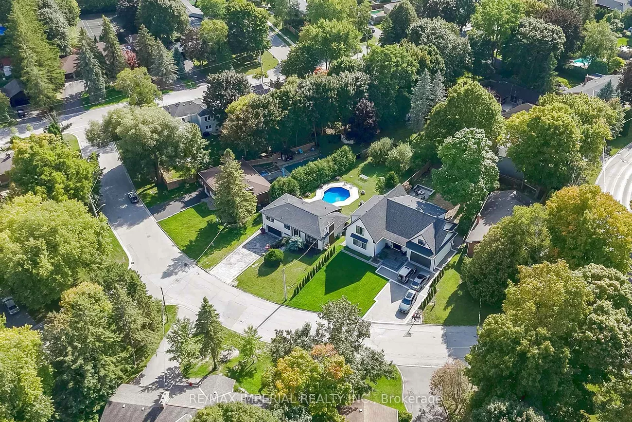 206, Richard, Central Newmarket, Newmarket