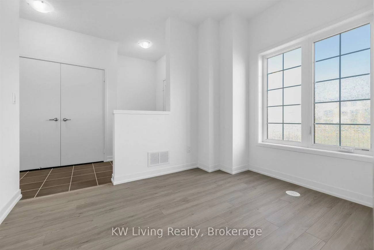 225, Harding Park, Glenway Estates, Newmarket