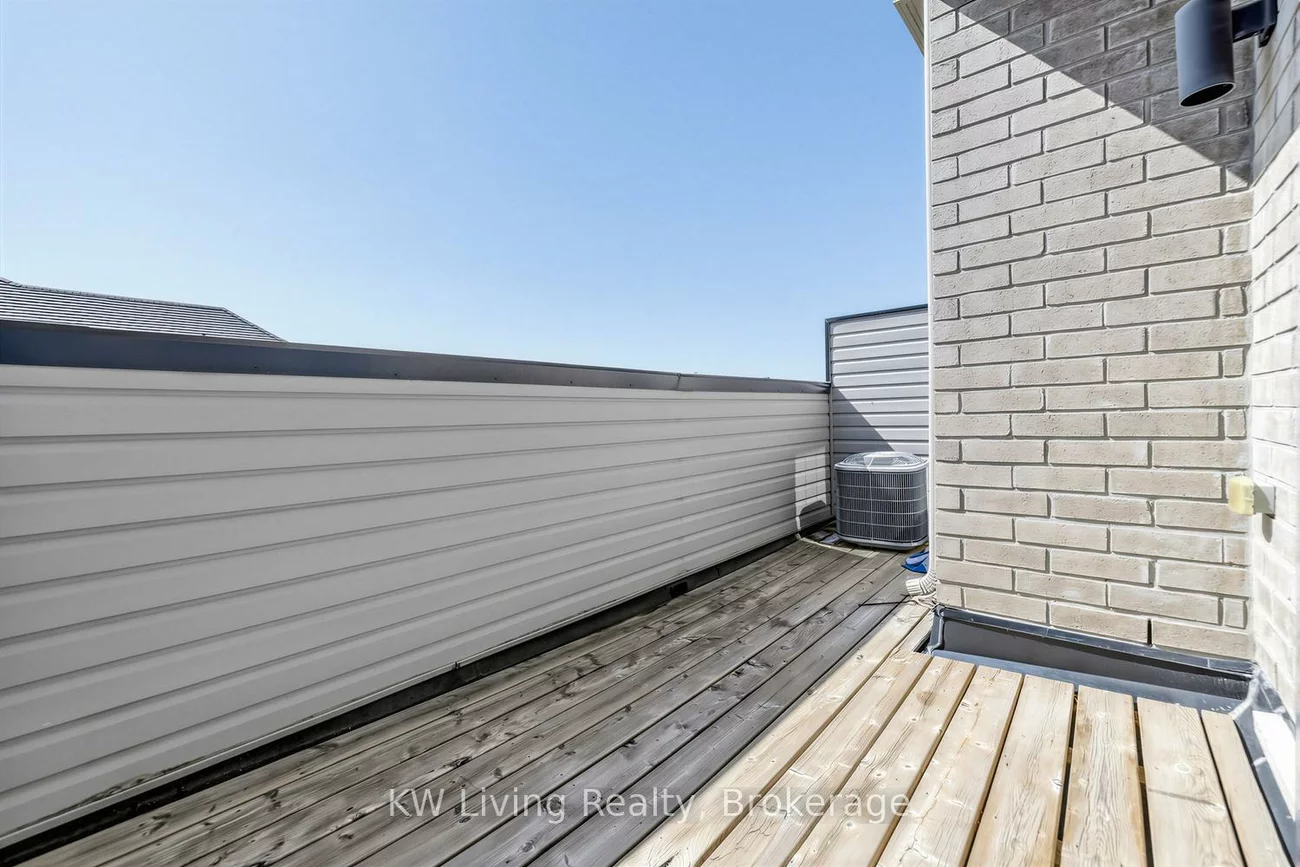 225, Harding Park, Glenway Estates, Newmarket