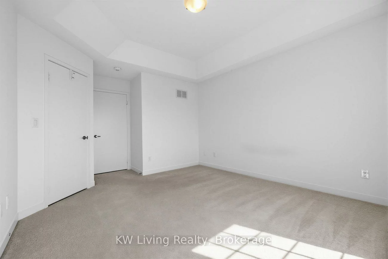 225, Harding Park, Glenway Estates, Newmarket