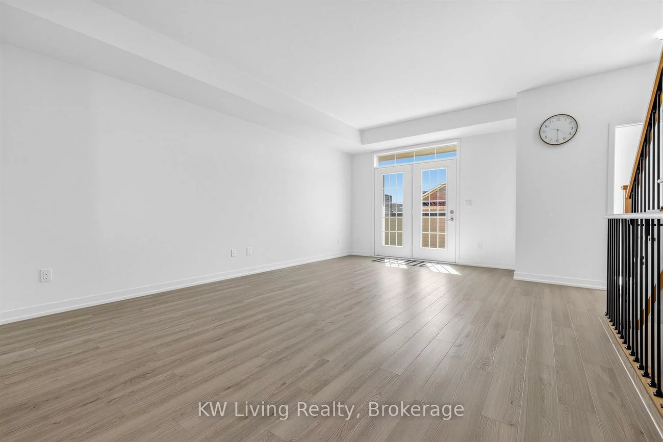 225, Harding Park, Glenway Estates, Newmarket