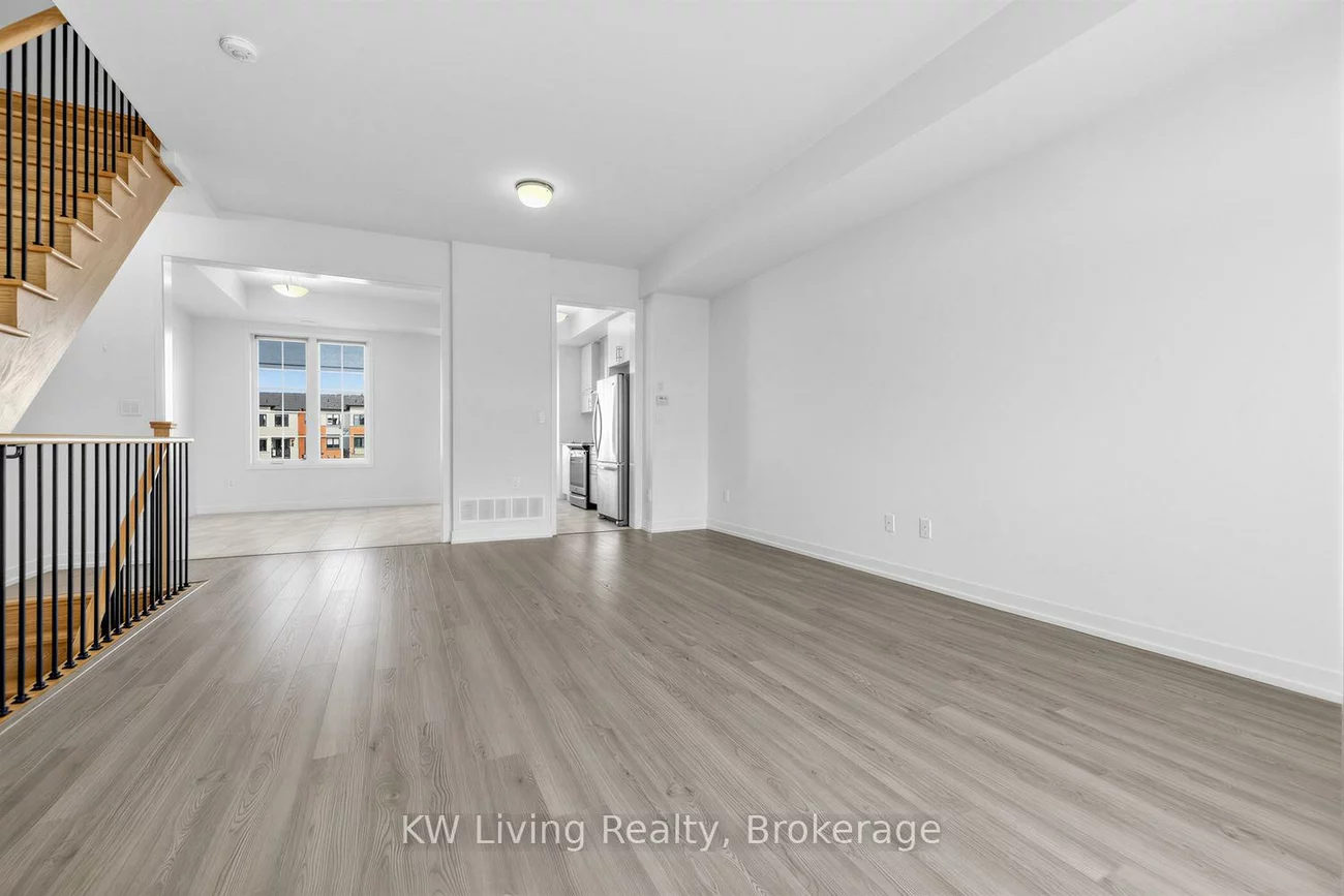 225, Harding Park, Glenway Estates, Newmarket