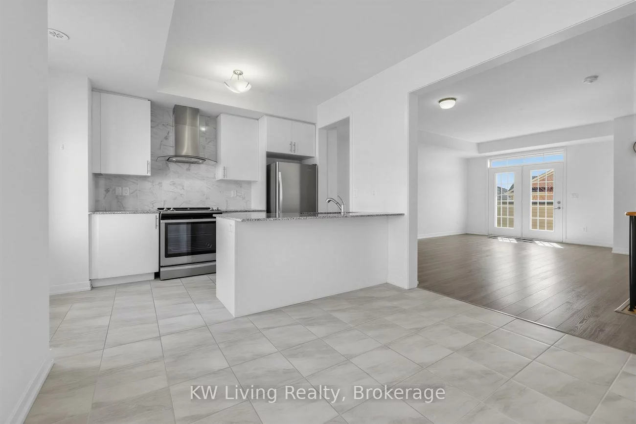 225, Harding Park, Glenway Estates, Newmarket