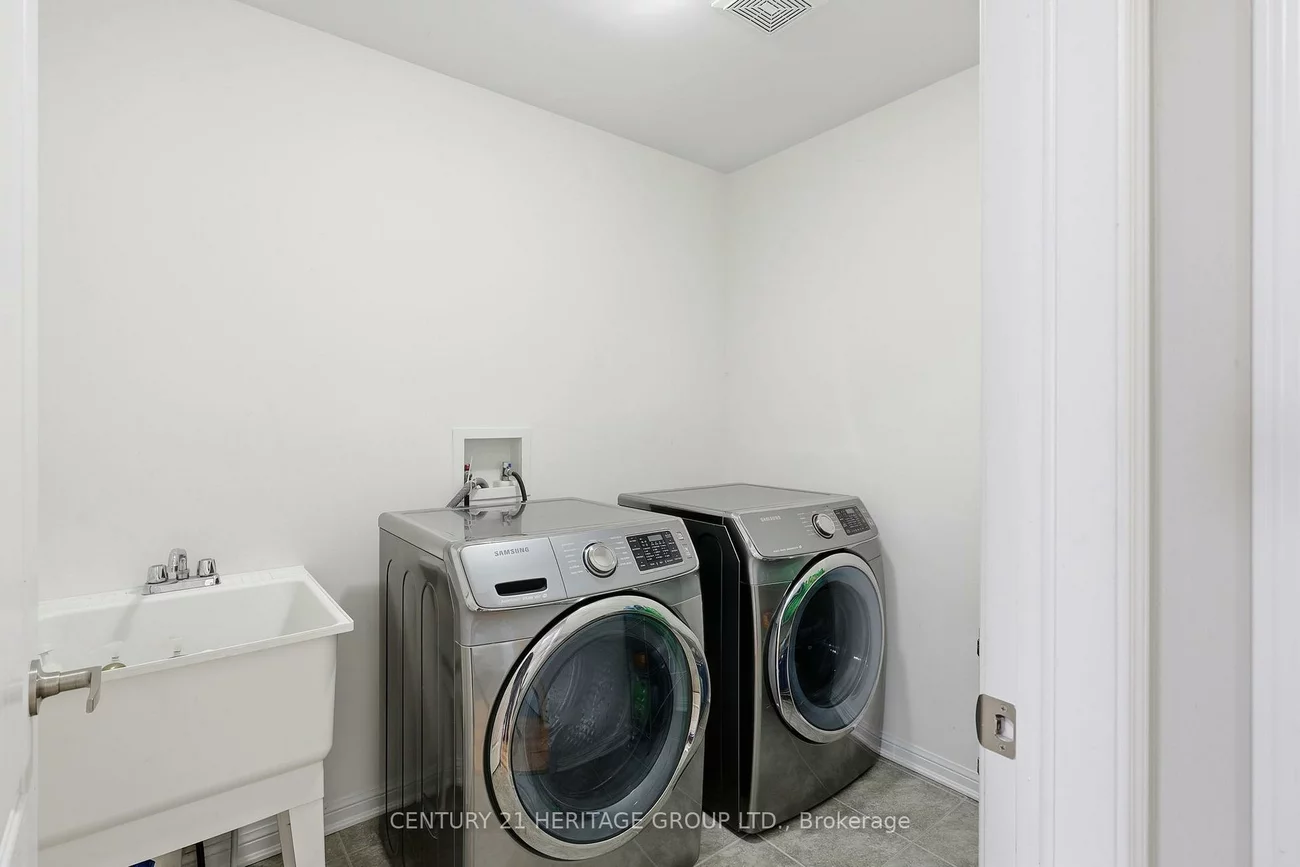 40, Cliff Gunn, Woodland Hill, Newmarket