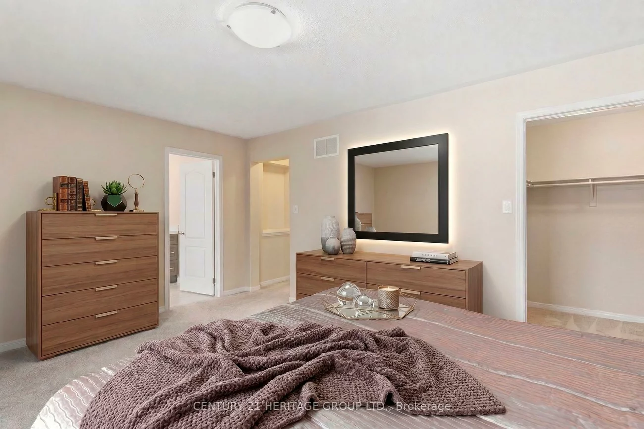 40, Cliff Gunn, Woodland Hill, Newmarket