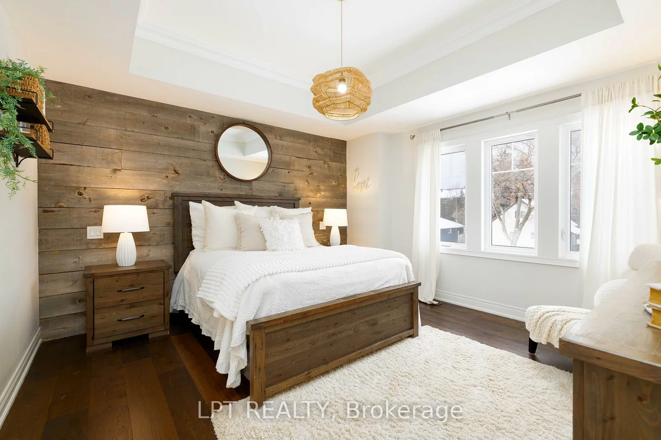 258, Andrew, Central Newmarket, Newmarket