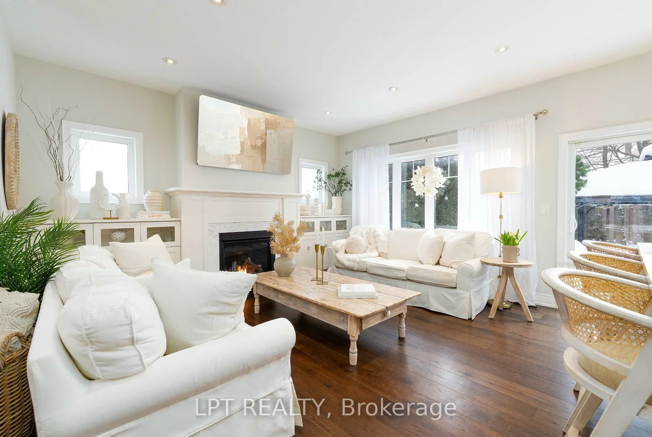 258, Andrew, Central Newmarket, Newmarket