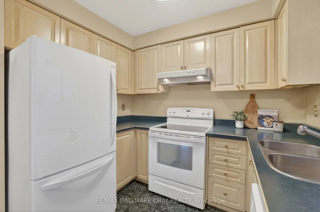 363, London, Bristol-London, Newmarket