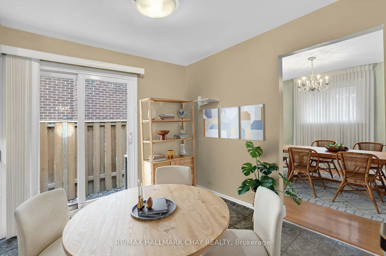 363, London, Bristol-London, Newmarket