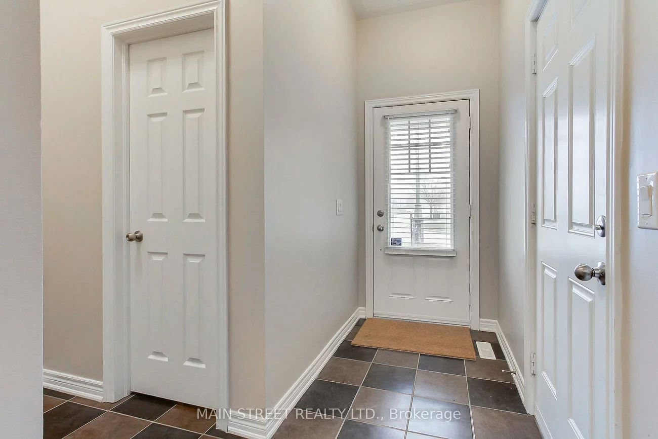 42, Courtland, Woodland Hill, Newmarket