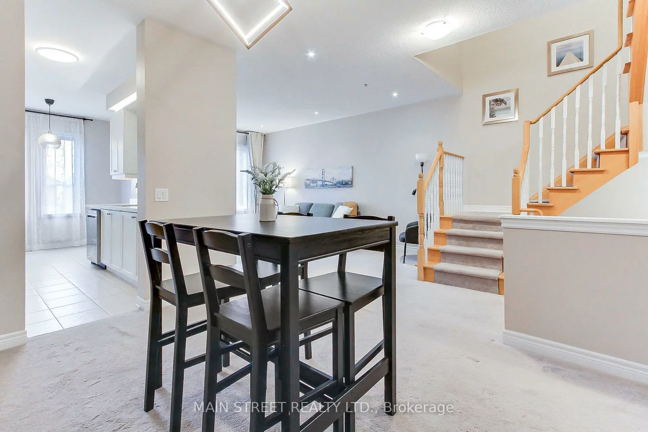 42, Courtland, Woodland Hill, Newmarket