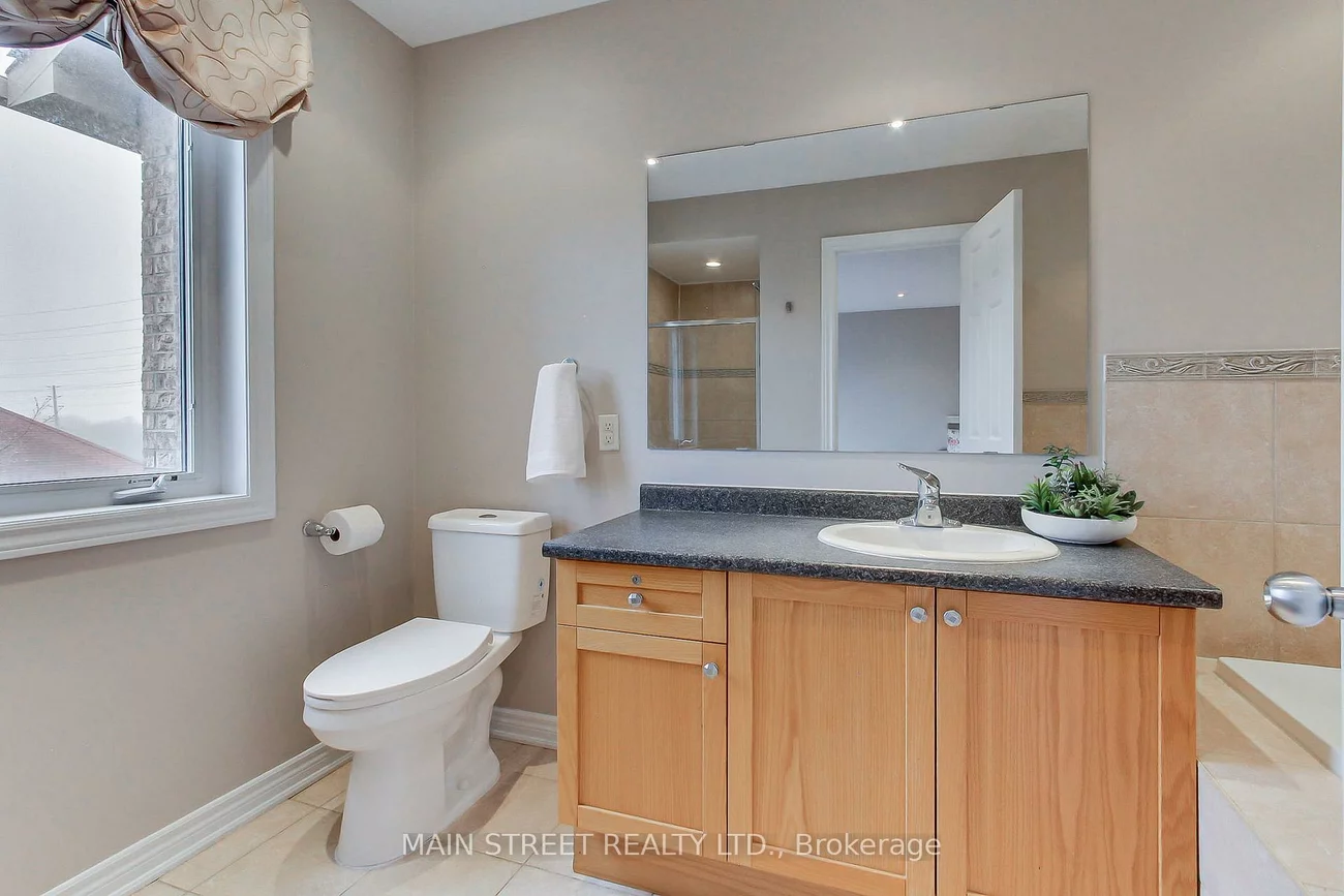 42, Courtland, Woodland Hill, Newmarket