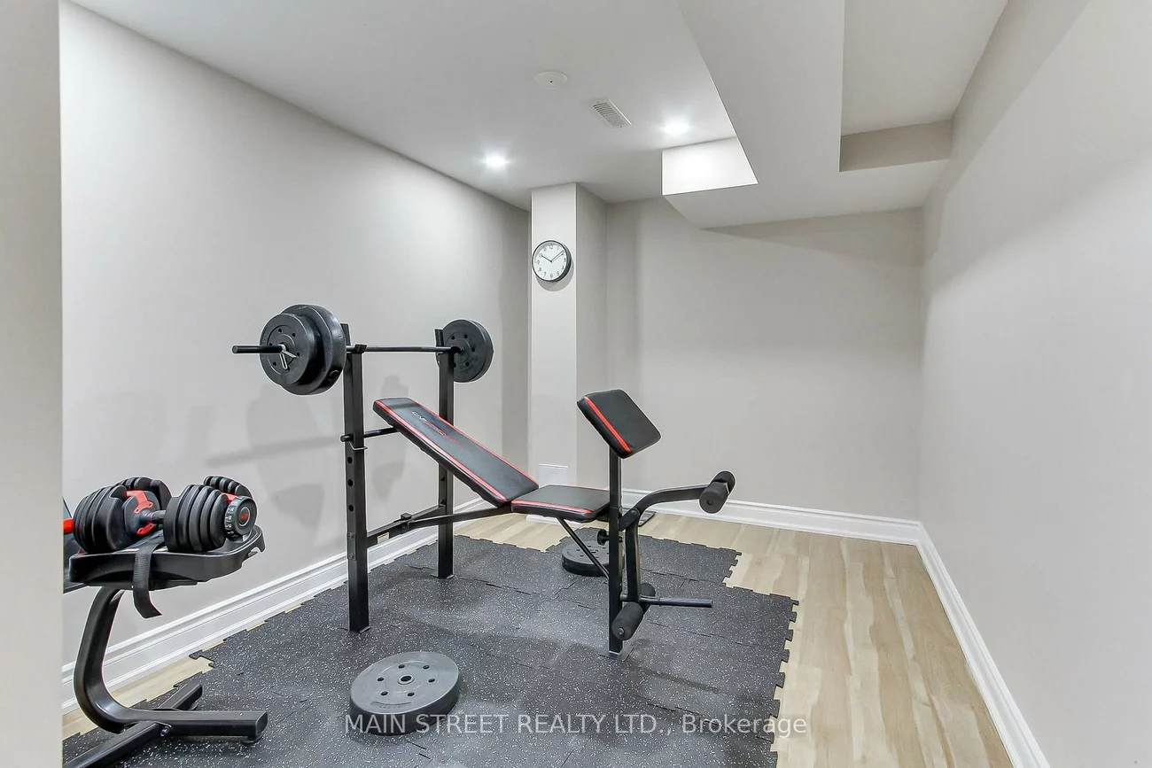 42, Courtland, Woodland Hill, Newmarket