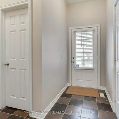 42, Courtland, Woodland Hill, Newmarket