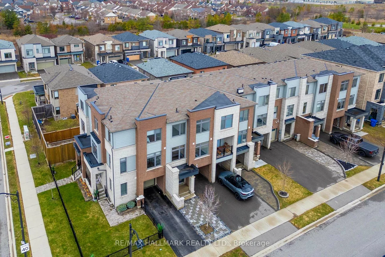 52, Allure, Woodland Hill, Newmarket