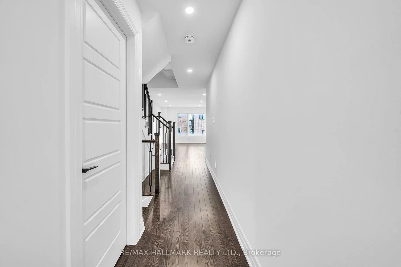 52, Allure, Woodland Hill, Newmarket