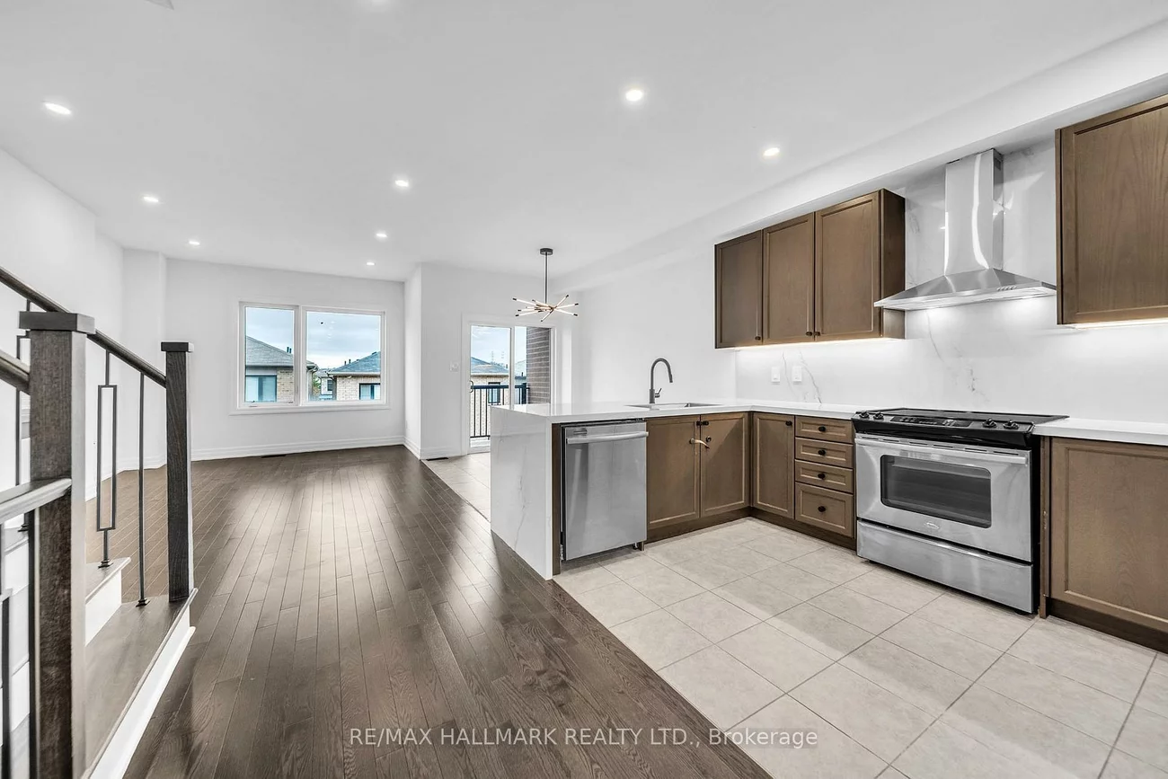 52, Allure, Woodland Hill, Newmarket