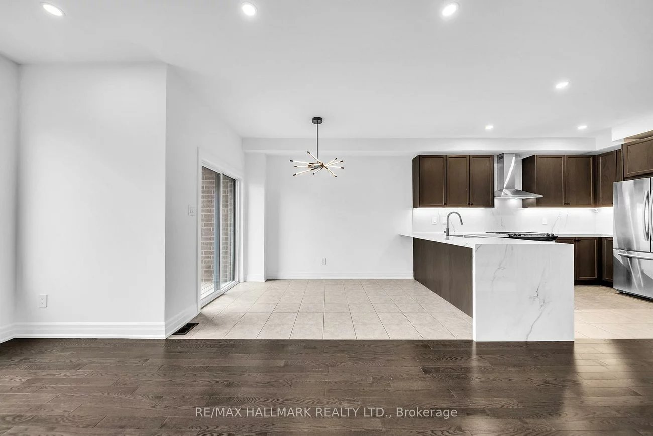 52, Allure, Woodland Hill, Newmarket