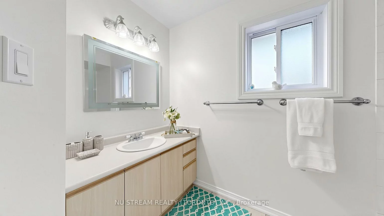 528, Veale, Gorham-College Manor, Newmarket