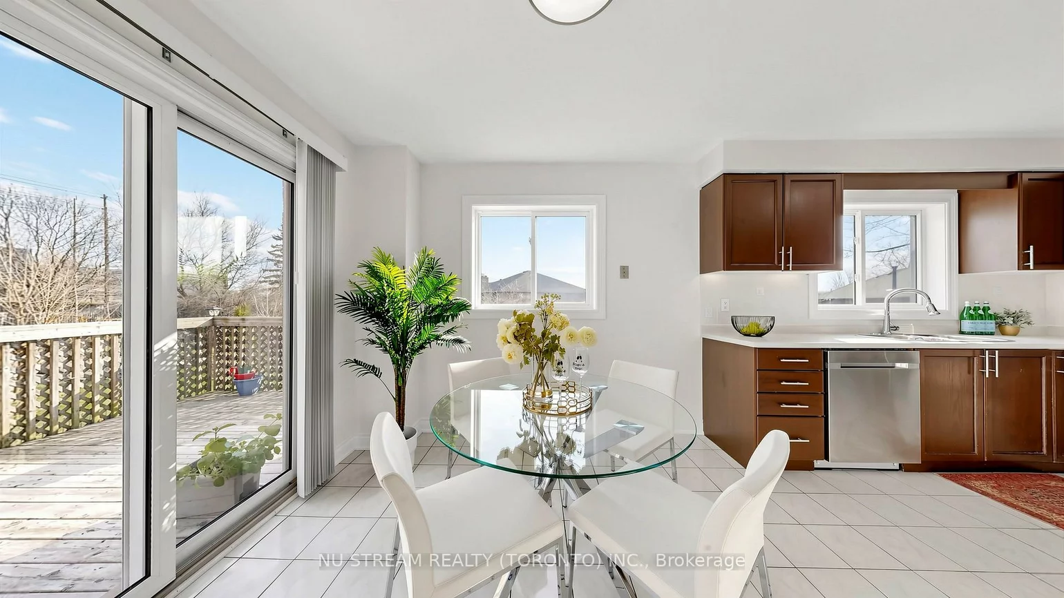 528, Veale, Gorham-College Manor, Newmarket