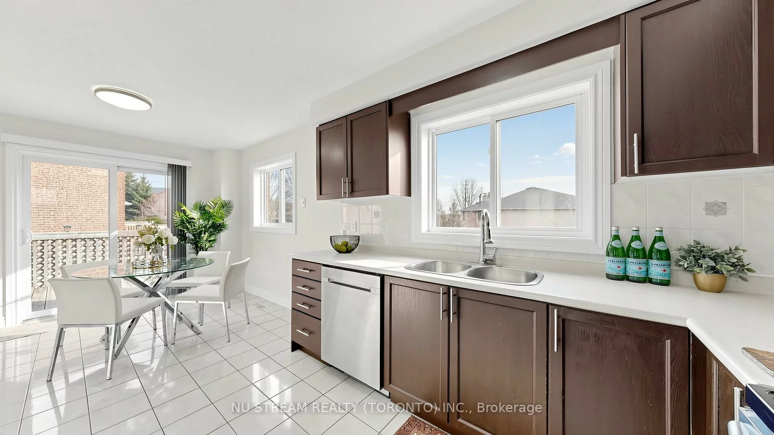 528, Veale, Gorham-College Manor, Newmarket